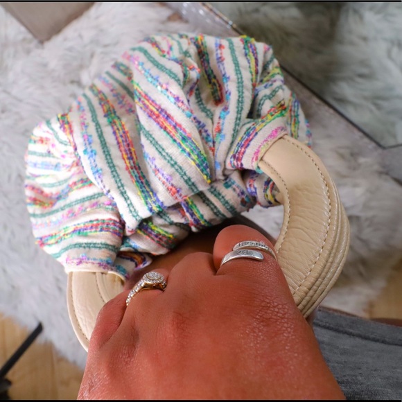 EXCLUSIVE HANDBAG🎨 - Picture 2 of 4